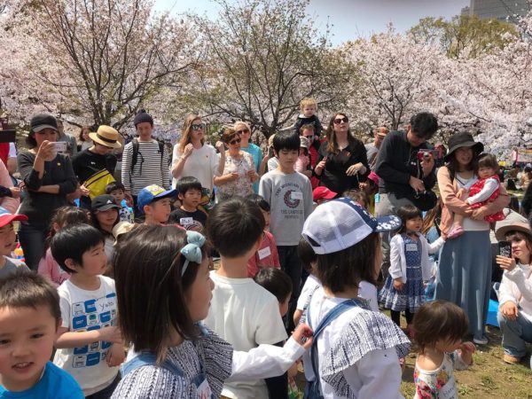 外国人の子供 交流