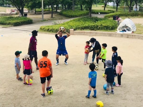 英語サッカー 大阪
